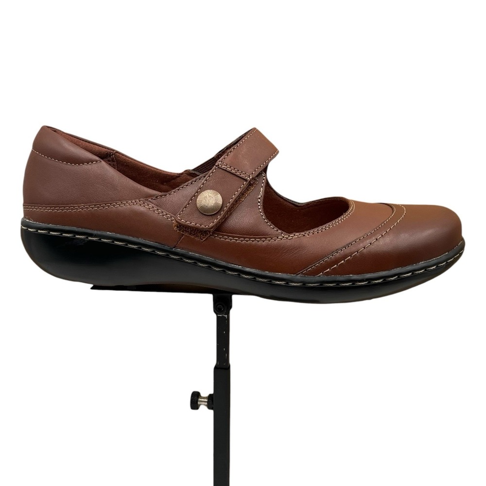 Clarks Womens Leather Mary Jane Comfort Shoe Size 9 Wide Width British Tan Brown